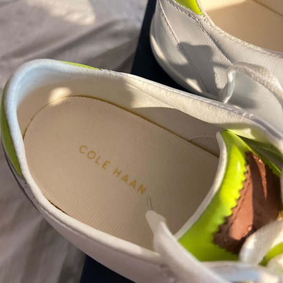 Cole Hahn Marlowe Sneaker - Picture 6 of 7